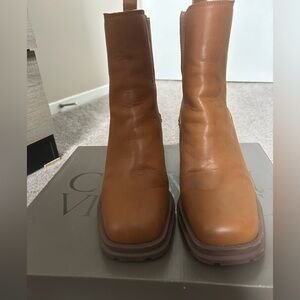 Crown Vintage Tan Brown Leather Heeled Boots